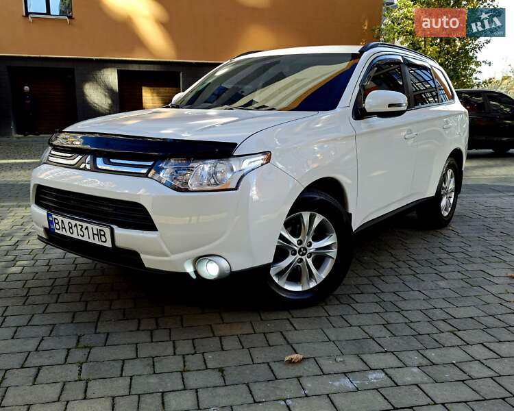 Внедорожник / Кроссовер Mitsubishi Outlander 2013 в Ивано-Франковске фото 13 Внедорожник / Кроссовер Mitsubishi Outlander 2013 в Ивано-Франковске