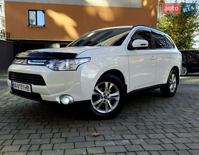 Внедорожник / Кроссовер Mitsubishi Outlander 2013 в Ивано-Франковске фото 18 Внедорожник / Кроссовер Mitsubishi Outlander 2013 в Ивано-Франковске