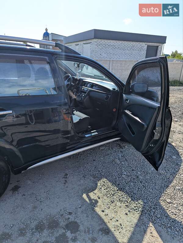 Внедорожник / Кроссовер Mitsubishi Outlander 2008 в Новой Ушице