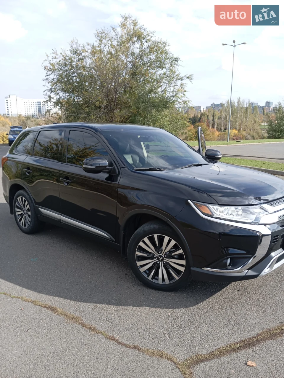 2019 Mitsubishi Outlander - мініатюра 11