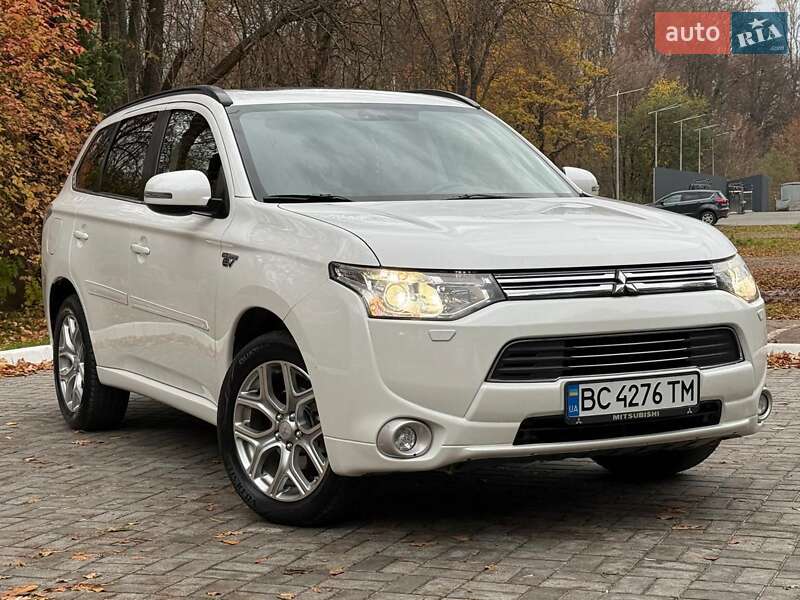 Внедорожник / Кроссовер Mitsubishi Outlander 2014 в Дрогобыче фото 8 Внедорожник / Кроссовер Mitsubishi Outlander 2014 в Дрогобыче