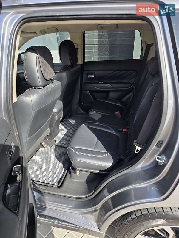 Внедорожник / Кроссовер Mitsubishi Outlander 2018 в Виннице