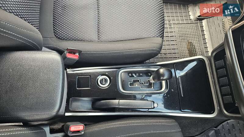 Внедорожник / Кроссовер Mitsubishi Outlander 2018 в Чернигове