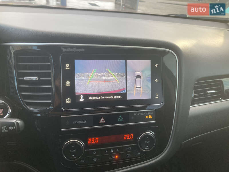 Внедорожник / Кроссовер Mitsubishi Outlander 2018 в Днепре