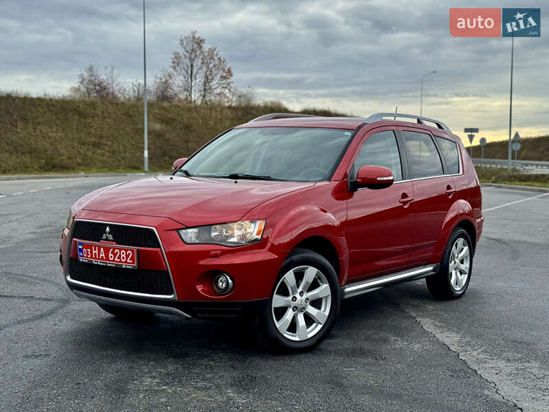 Внедорожник / Кроссовер Mitsubishi Outlander 2010 в Полтаве фото 4 Внедорожник / Кроссовер Mitsubishi Outlander 2010 в Полтаве