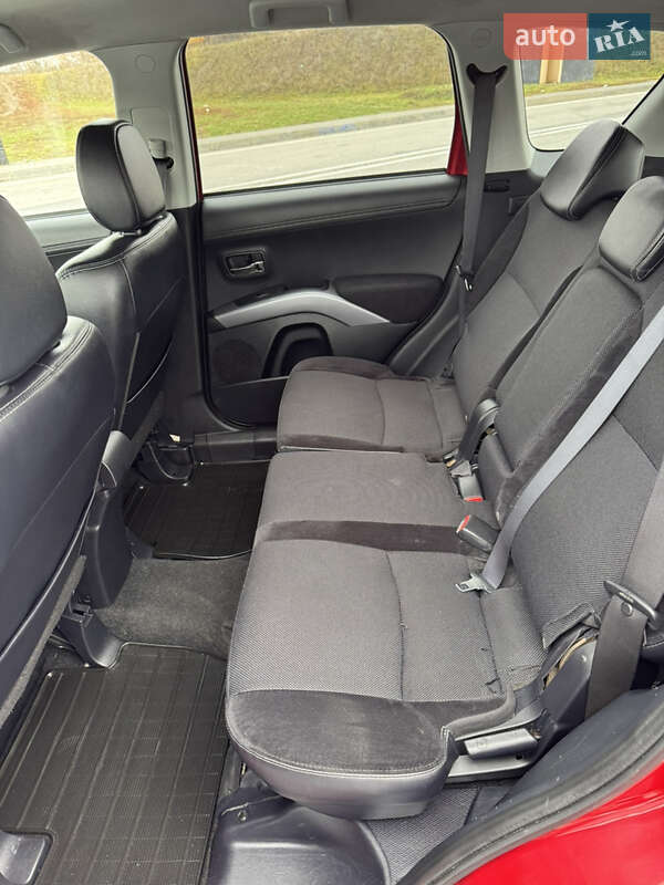 Внедорожник / Кроссовер Mitsubishi Outlander 2010 в Полтаве фото 30 Внедорожник / Кроссовер Mitsubishi Outlander 2010 в Полтаве