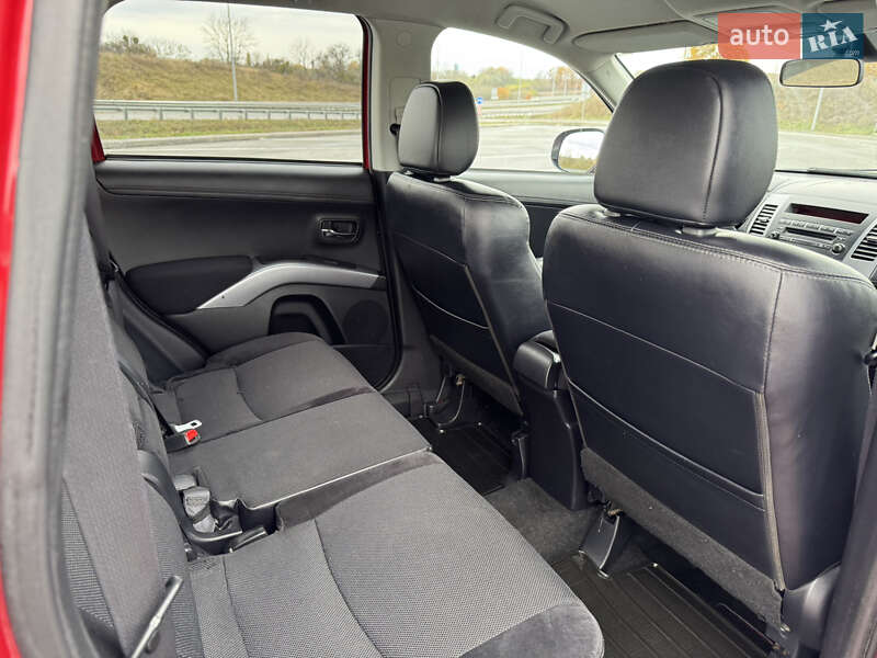 Внедорожник / Кроссовер Mitsubishi Outlander 2010 в Полтаве фото 36 Внедорожник / Кроссовер Mitsubishi Outlander 2010 в Полтаве