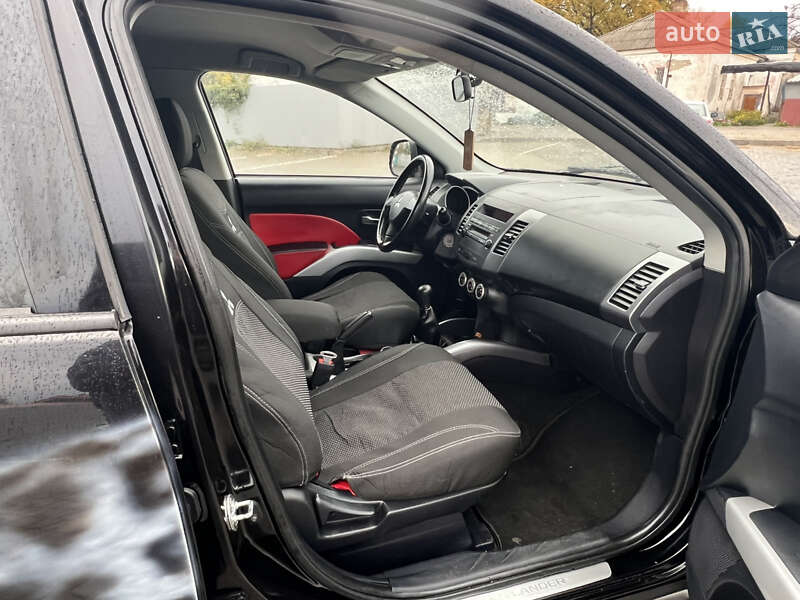 Внедорожник / Кроссовер Mitsubishi Outlander 2008 в Кременчуге фото 49 Внедорожник / Кроссовер Mitsubishi Outlander 2008 в Кременчуге