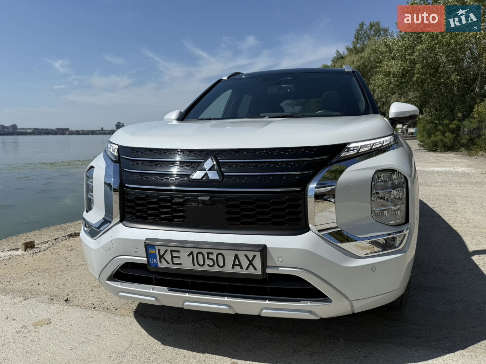 2022 Mitsubishi Outlander - мініатюра 24