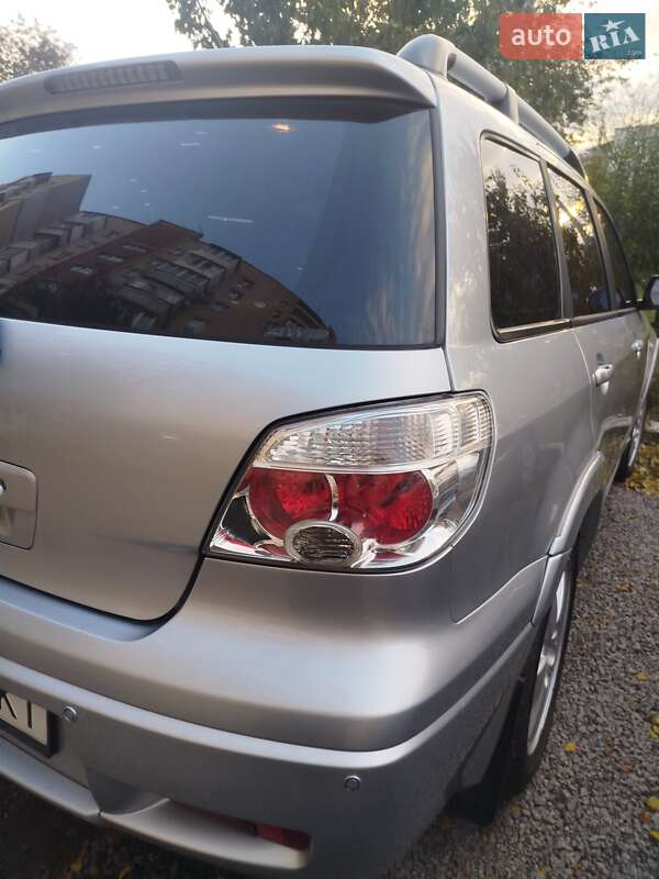 Внедорожник / Кроссовер Mitsubishi Outlander 2008 в Умани