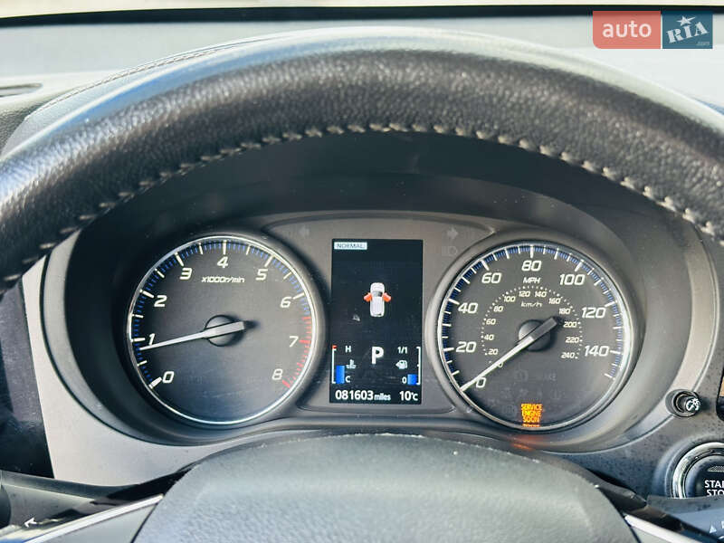 Внедорожник / Кроссовер Mitsubishi Outlander 2018 в Харькове