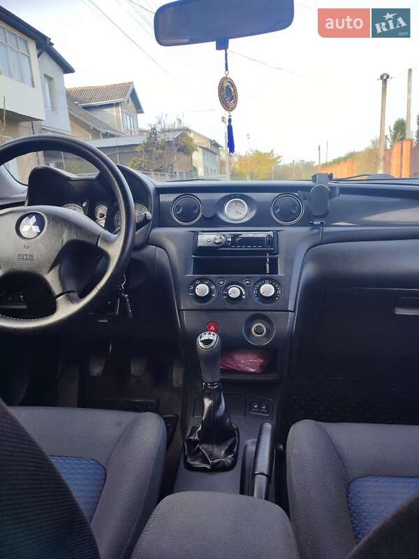 Позашляховик / Кросовер Mitsubishi Outlander 2008 в Івано-Франківську фото 6 Позашляховик / Кросовер Mitsubishi Outlander 2008 в Івано-Франківську