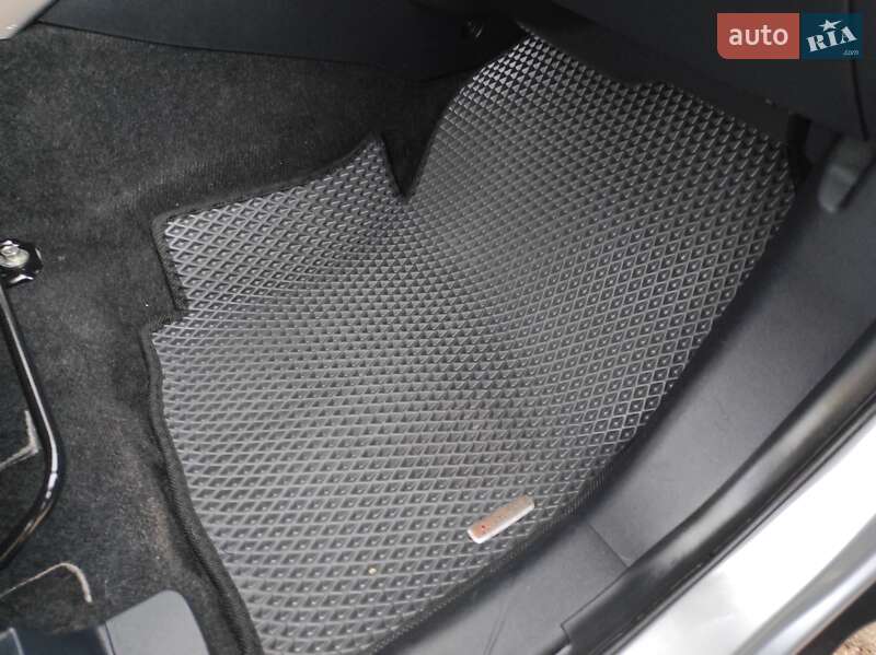 Внедорожник / Кроссовер Mitsubishi Outlander 2007 в Хмельницком