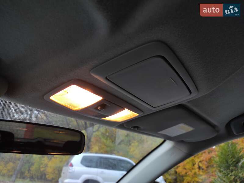 Внедорожник / Кроссовер Mitsubishi Outlander 2007 в Хмельницком