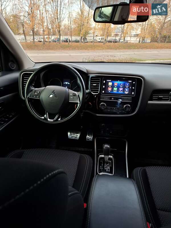 Внедорожник / Кроссовер Mitsubishi Outlander 2018 в Белой Церкви