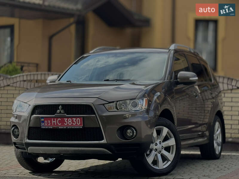 Внедорожник / Кроссовер Mitsubishi Outlander 2012 в Дрогобыче