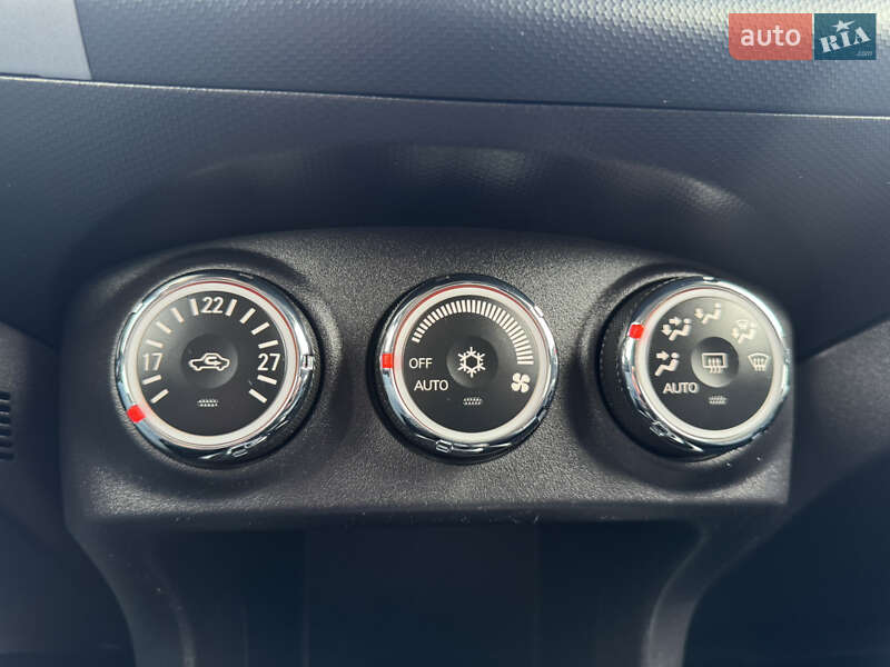 Внедорожник / Кроссовер Mitsubishi Outlander 2012 в Дрогобыче