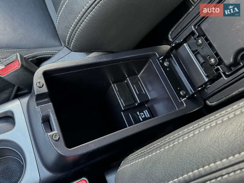 Внедорожник / Кроссовер Mitsubishi Outlander 2012 в Дрогобыче