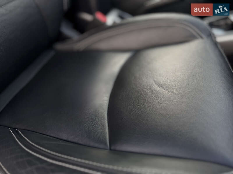 Внедорожник / Кроссовер Mitsubishi Outlander 2012 в Дрогобыче