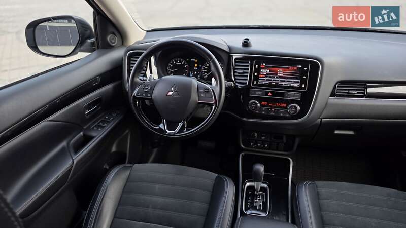 Позашляховик / Кросовер Mitsubishi Outlander 2019 в Києві фото 21 Позашляховик / Кросовер Mitsubishi Outlander 2019 в Києві