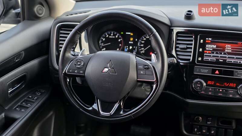 Позашляховик / Кросовер Mitsubishi Outlander 2019 в Києві фото 18 Позашляховик / Кросовер Mitsubishi Outlander 2019 в Києві