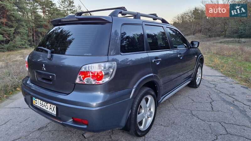 Внедорожник / Кроссовер Mitsubishi Outlander 2008 в Кременчуге