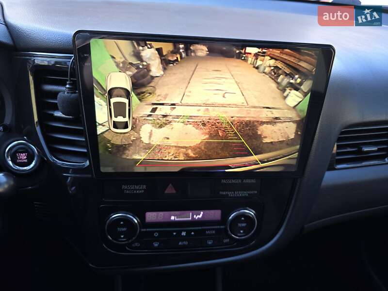 Внедорожник / Кроссовер Mitsubishi Outlander 2015 в Харькове фото 23 Внедорожник / Кроссовер Mitsubishi Outlander 2015 в Харькове