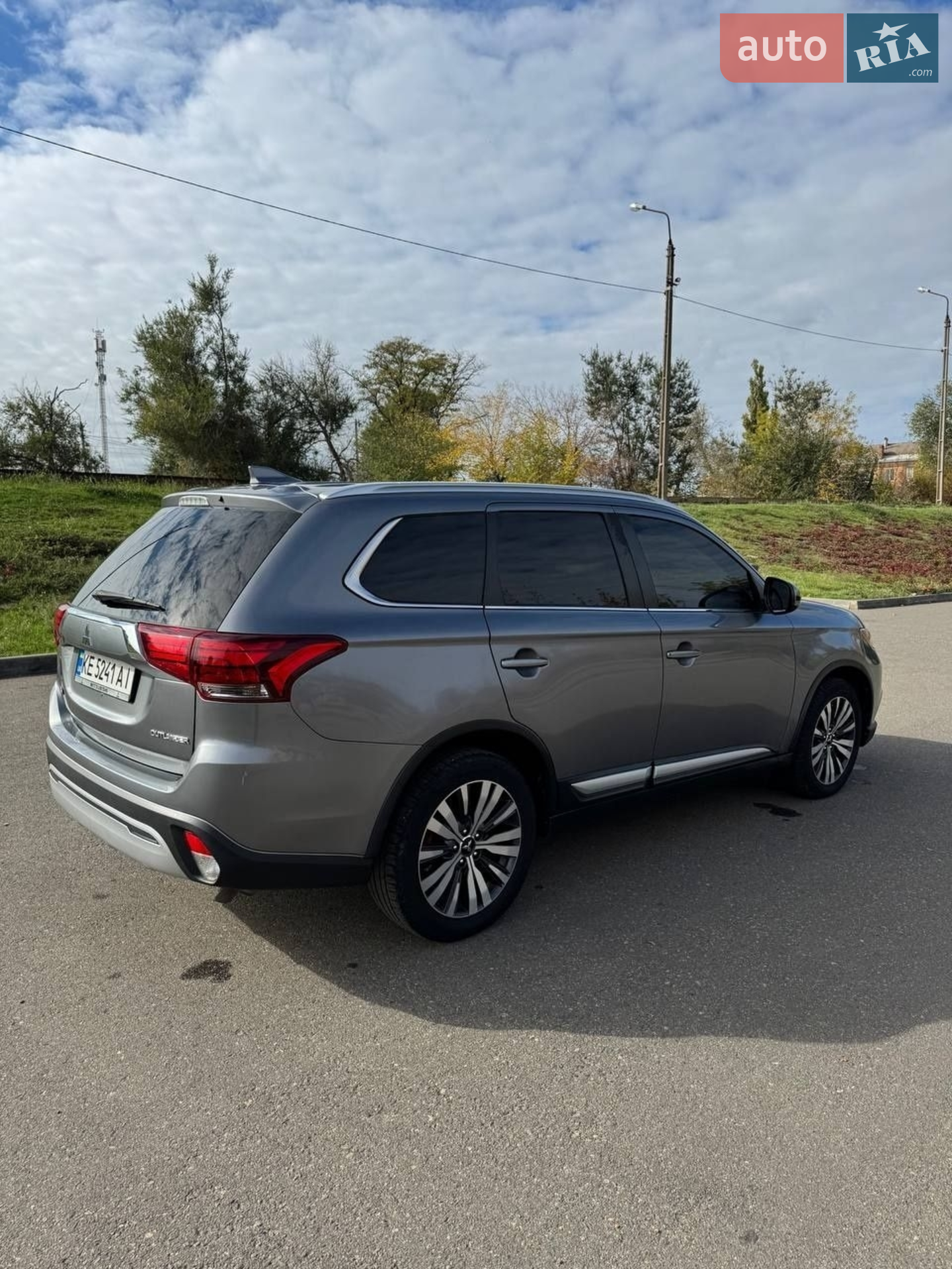 2019 Mitsubishi Outlander - мініатюра 18