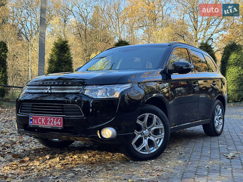 Внедорожник / Кроссовер Mitsubishi Outlander 2014 в Дрогобыче