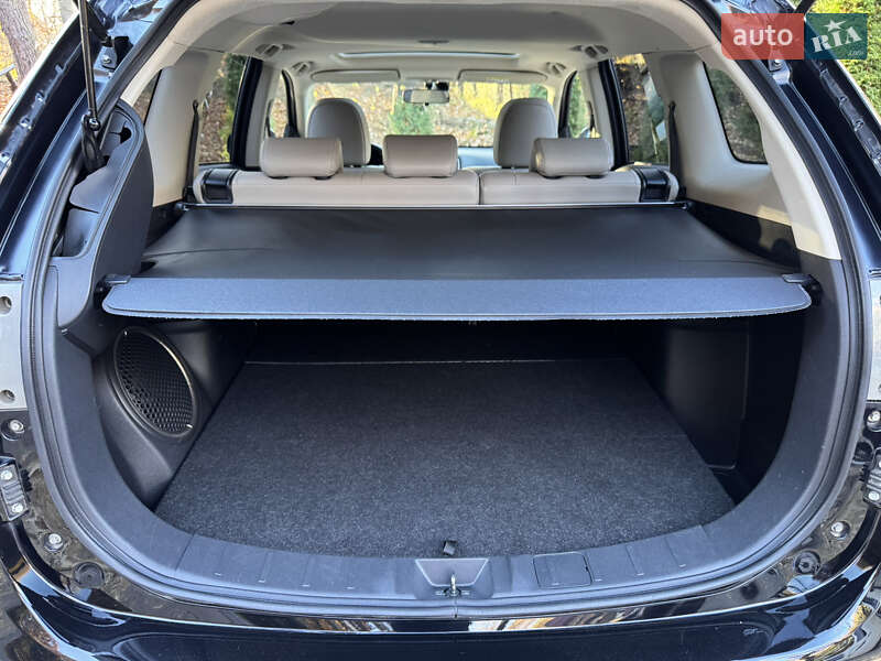 Внедорожник / Кроссовер Mitsubishi Outlander 2014 в Дрогобыче