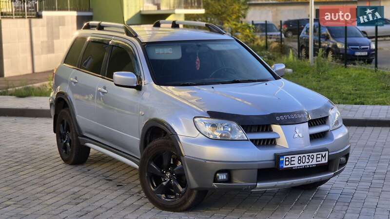 Mitsubishi Outlander 2005