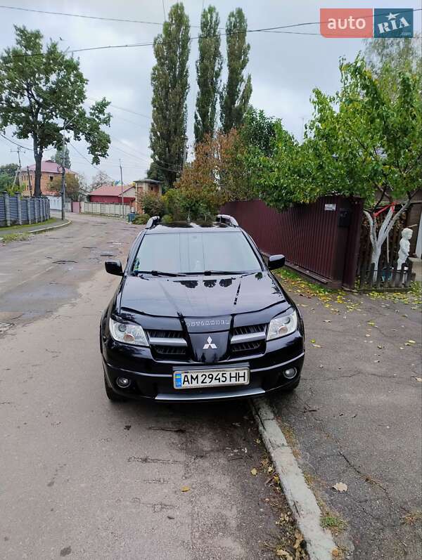 Внедорожник / Кроссовер Mitsubishi Outlander 2009 в Житомире фото Внедорожник / Кроссовер Mitsubishi Outlander 2009 в Житомире