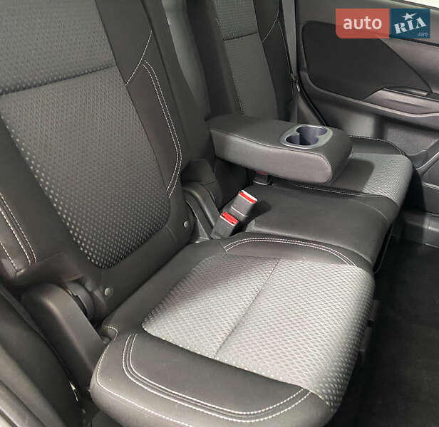 Позашляховик / Кросовер Mitsubishi Outlander 2020 в Львові