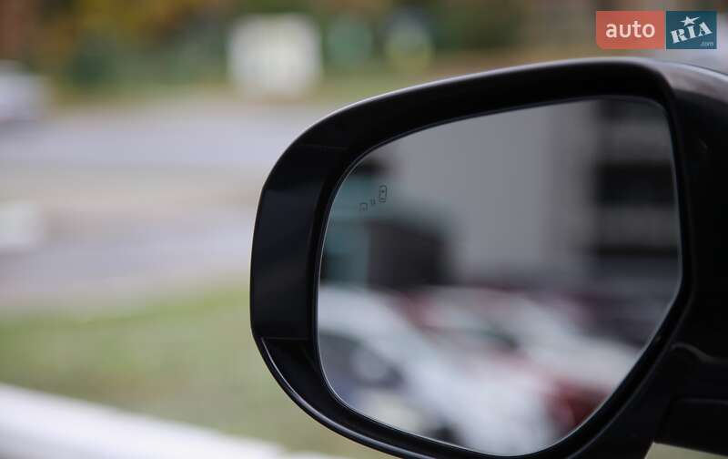 Позашляховик / Кросовер Mitsubishi Outlander 2017 в Харкові