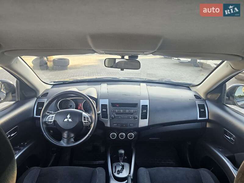 Внедорожник / Кроссовер Mitsubishi Outlander 2008 в Запорожье