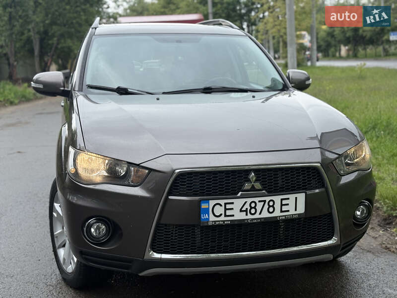 Позашляховик / Кросовер Mitsubishi Outlander 2009 в Чернівцях фото 4 Позашляховик / Кросовер Mitsubishi Outlander 2009 в Чернівцях