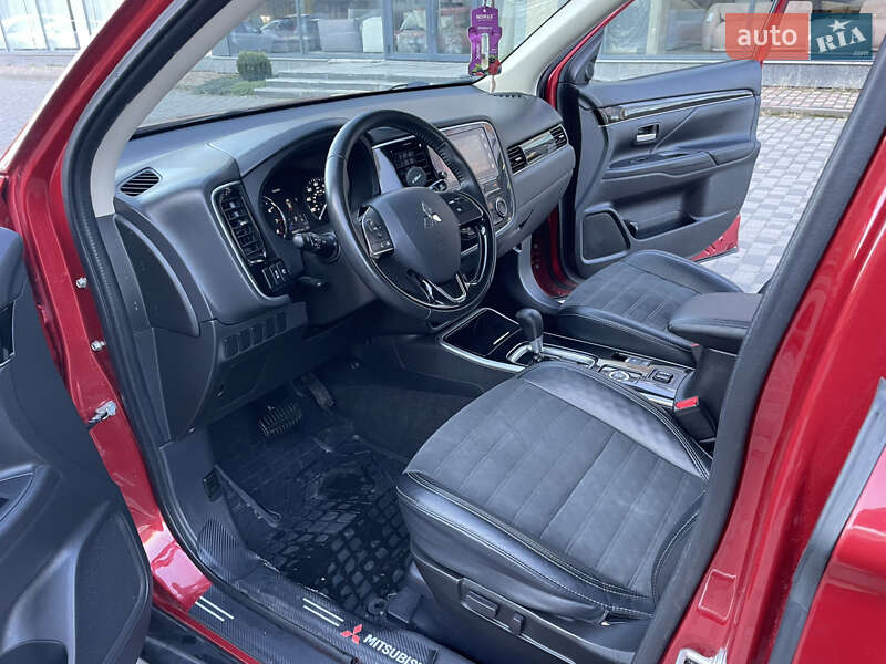Внедорожник / Кроссовер Mitsubishi Outlander 2019 в Хмельницком фото 11 Внедорожник / Кроссовер Mitsubishi Outlander 2019 в Хмельницком