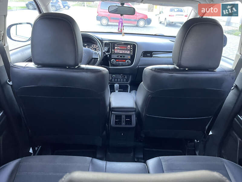 Внедорожник / Кроссовер Mitsubishi Outlander 2019 в Хмельницком фото 31 Внедорожник / Кроссовер Mitsubishi Outlander 2019 в Хмельницком