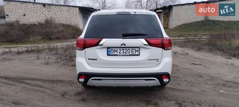 Внедорожник / Кроссовер Mitsubishi Outlander 2018 в Шостке фото 5 Внедорожник / Кроссовер Mitsubishi Outlander 2018 в Шостке