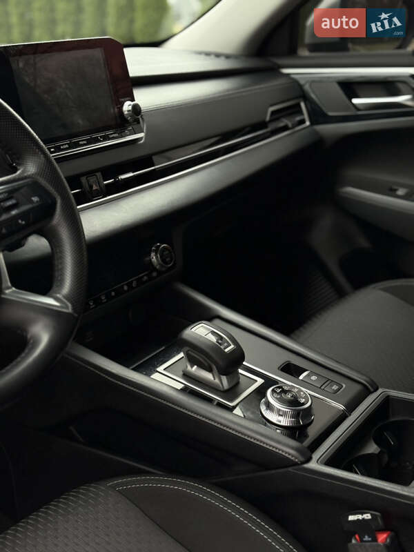 Внедорожник / Кроссовер Mitsubishi Outlander 2022 в Харькове