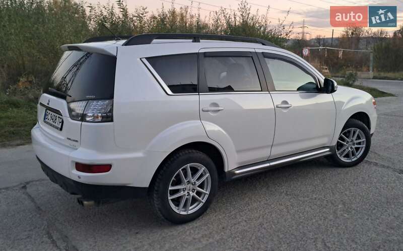 Внедорожник / Кроссовер Mitsubishi Outlander 2011 в Львове фото 9 Внедорожник / Кроссовер Mitsubishi Outlander 2011 в Львове
