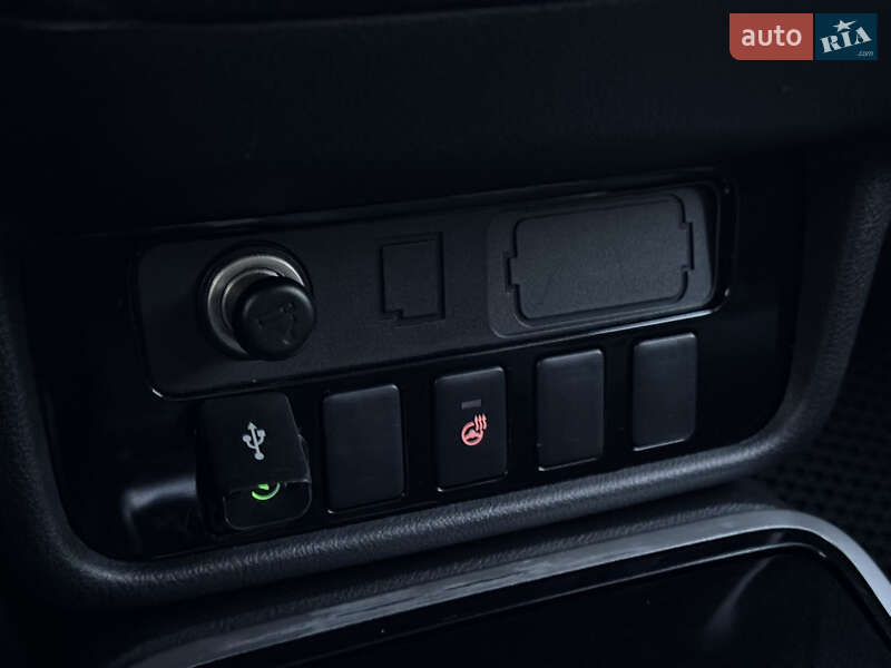 Внедорожник / Кроссовер Mitsubishi Outlander 2018 в Ковеле