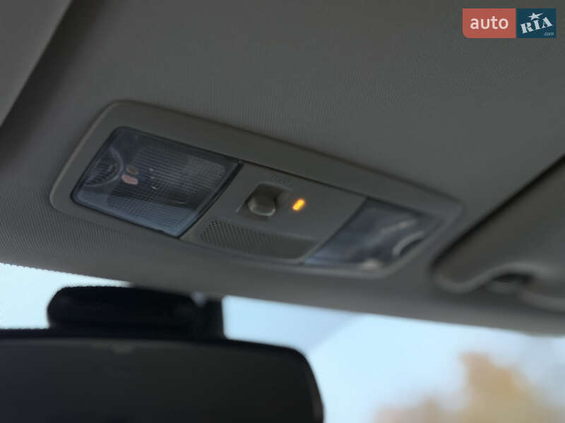 Внедорожник / Кроссовер Mitsubishi Outlander 2018 в Ковеле