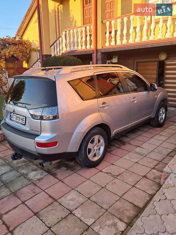 Внедорожник / Кроссовер Mitsubishi Outlander 2007 в Глыбокой