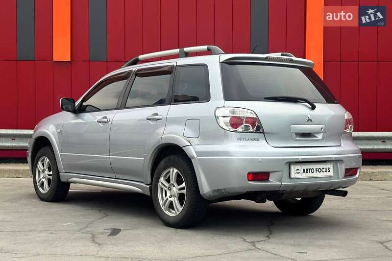 Внедорожник / Кроссовер Mitsubishi Outlander 2007 в Киеве