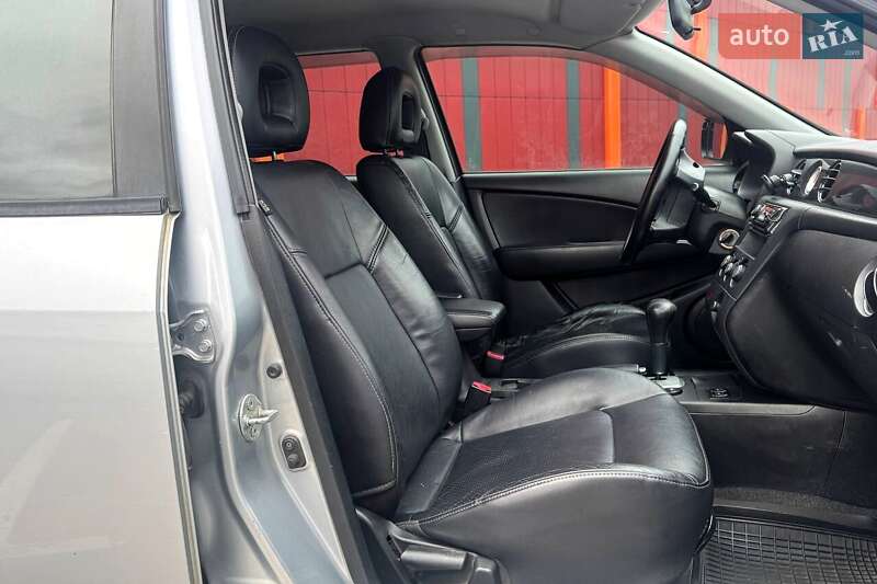 Внедорожник / Кроссовер Mitsubishi Outlander 2007 в Киеве