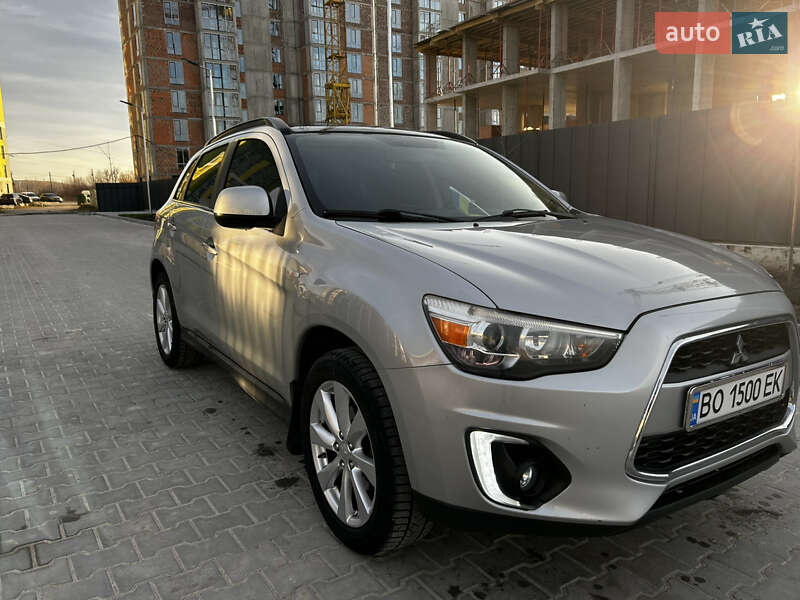 Позашляховик / Кросовер Mitsubishi Outlander 2015 в Тернополі фото 2 Позашляховик / Кросовер Mitsubishi Outlander 2015 в Тернополі