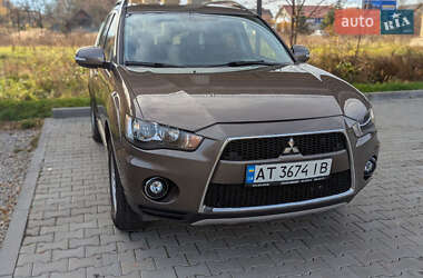 Позашляховик / Кросовер Mitsubishi Outlander 2011 в Коломиї