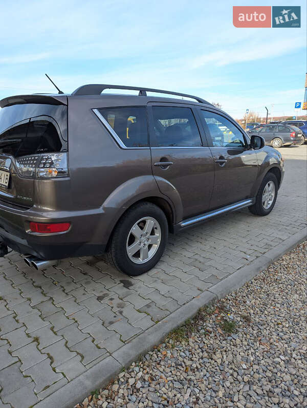 Позашляховик / Кросовер Mitsubishi Outlander 2011 в Коломиї фото 7 Позашляховик / Кросовер Mitsubishi Outlander 2011 в Коломиї