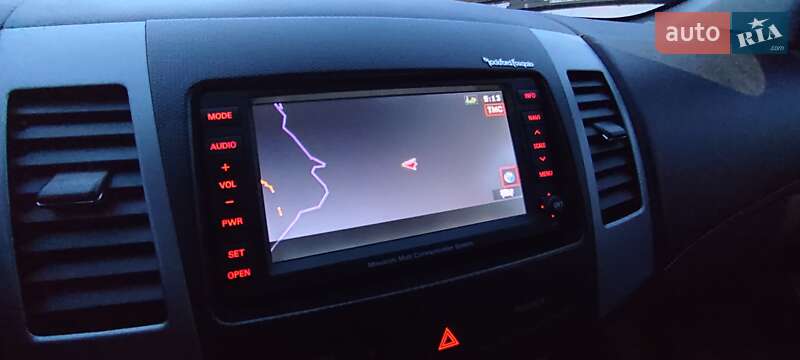 Внедорожник / Кроссовер Mitsubishi Outlander 2010 в Луцке